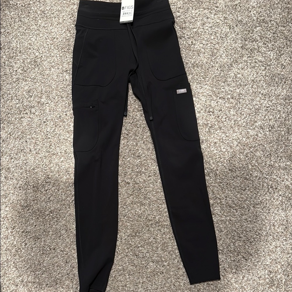 Figs skinny leg scrub legging